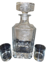 Load image into Gallery viewer, Engraved Whiskey Decanter Customizable